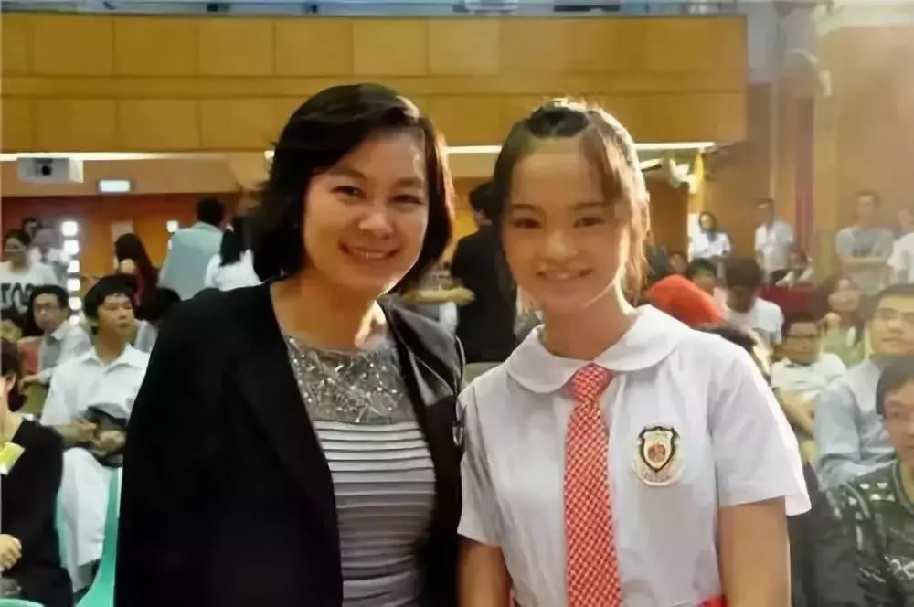 华春莹外交霸气回应,华春莹回应外交问题