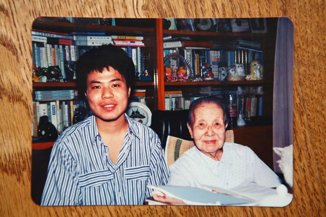 出版社编辑这个工作好吗,出版社编辑水平