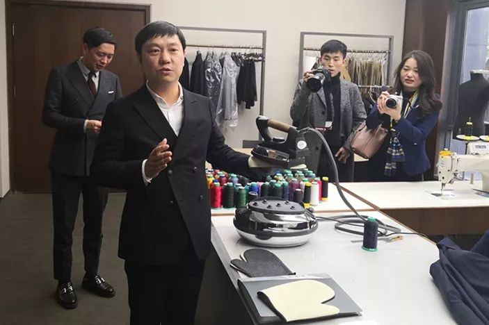 中国纺织工业联合会孙瑞哲,孙瑞哲对纺织服装产业的定位