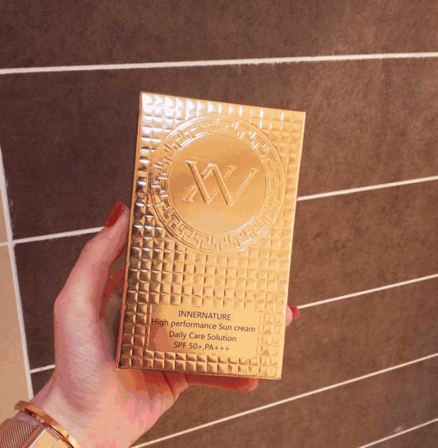 挤爆了！这个鎏*瓶金**成为今年免税店hin难抢的货!