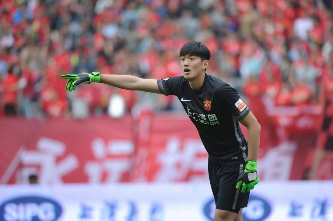 让大家看到中国足球的进步与希望,谁来拯救中国足球