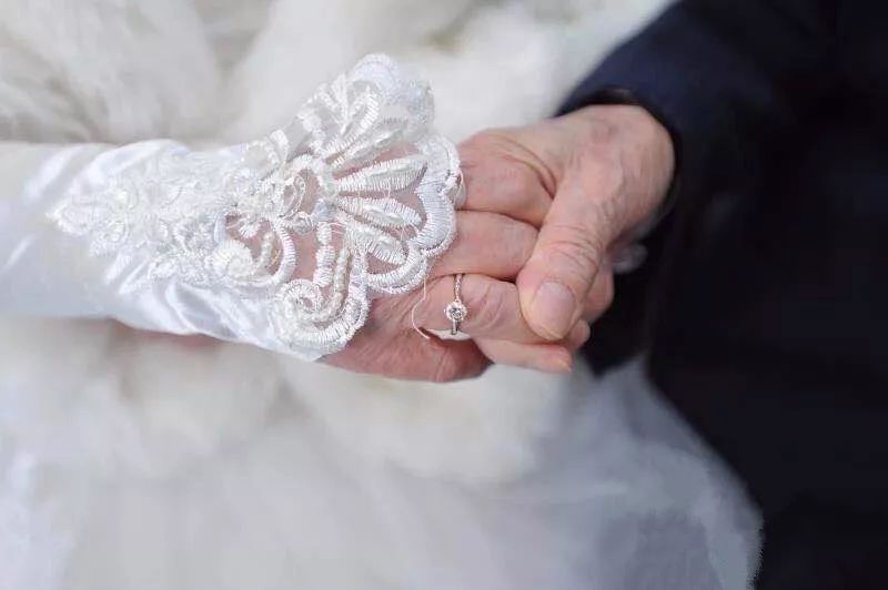 96宀佸ザ濂跺拰97宀佺埛鐖锋劅浜虹殑鐖辨儏,96宀佺埛鐖峰拰94宀佸ザ濂剁浉鐖变竴杈堝瓙