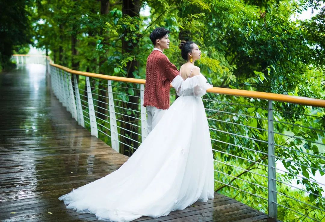 婚纱摄影户外风格推荐,很震撼的婚纱摄影