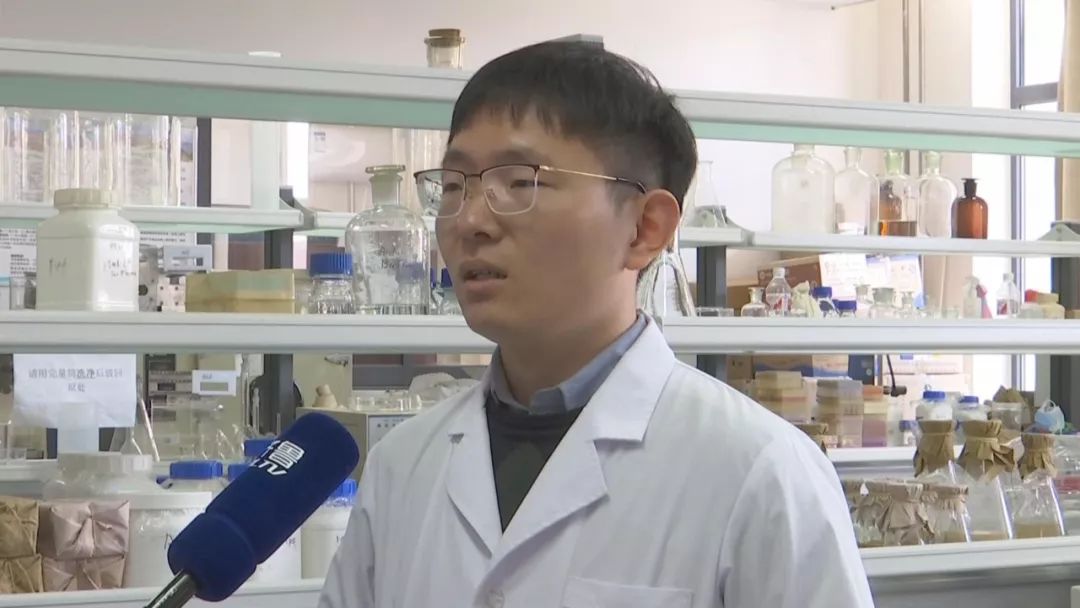 小伙捡到上亿的石太岁,山东小伙捡太岁