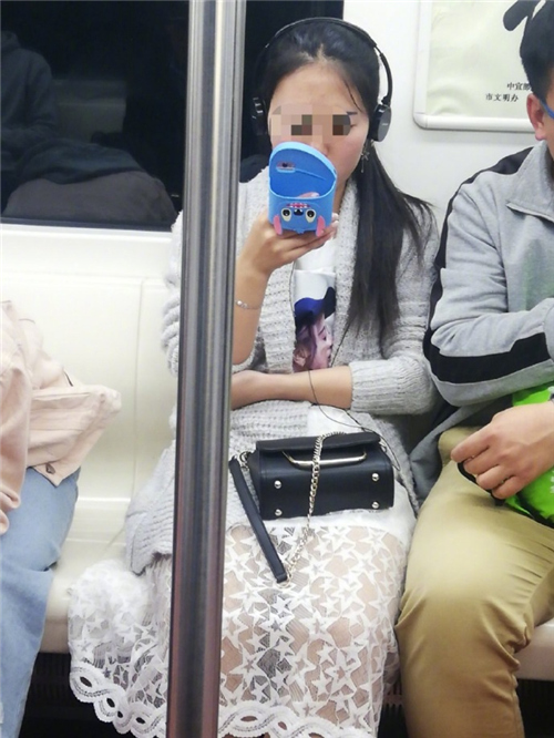 每日神段子丨梁静茹的原名叫梁翠萍