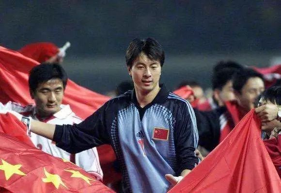 前国门安琦家的樱桃又来啦!为了孩子,他用守护球门的双手,种出了汁多甘甜的超好吃樱桃