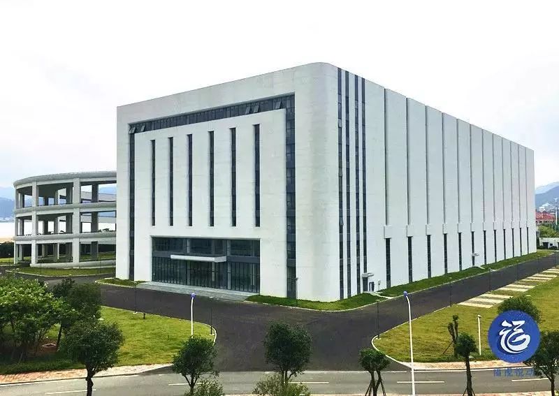 等快递好苦恼,等快递很痛苦