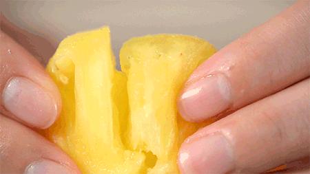 为了给你这个春天最好的凤梨，我们亲自去了高雄田间…