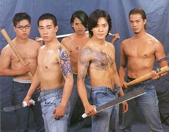 如何看待文身影响找工作后续,纹身好吗到底该不该纹身