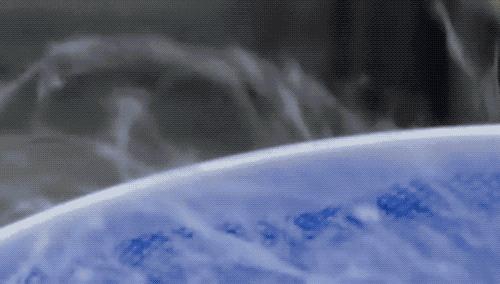 看过游乐园必备棉花糖机!开始思考棉花糖是怎么被卷成「云朵」的...