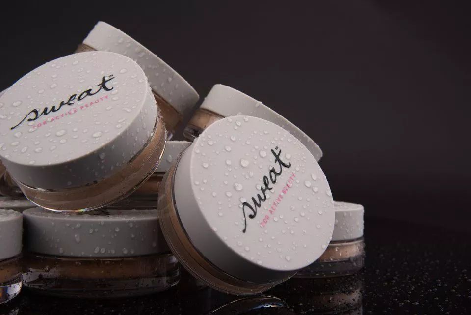 暗黑彩妆、高科技包装...这20个国内外初创品牌，投资者都在关注