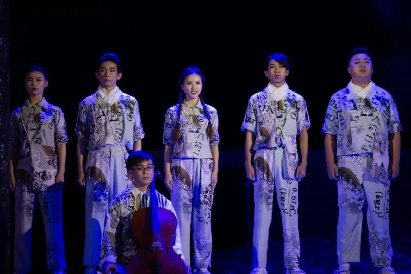 黑洞过后，猜想不止|错过厦大的这部原创话剧，你还要再等一年！