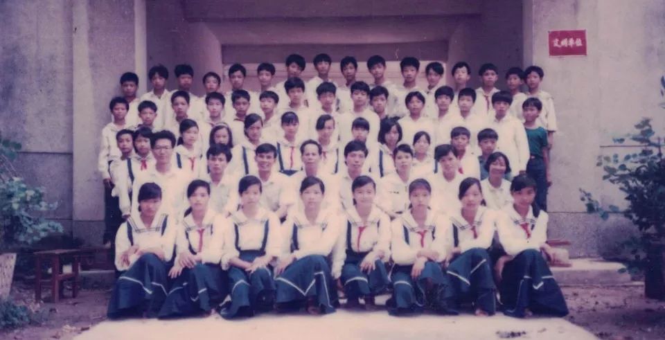 珍贵小学生的老照片,佛山珍贵老照片视频