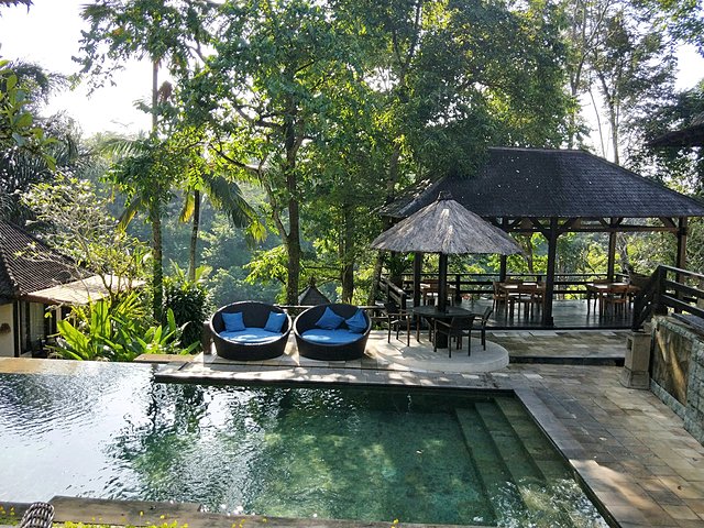 巴厘岛漂流跟团游一日游,巴厘岛冲浪潜水行程推荐