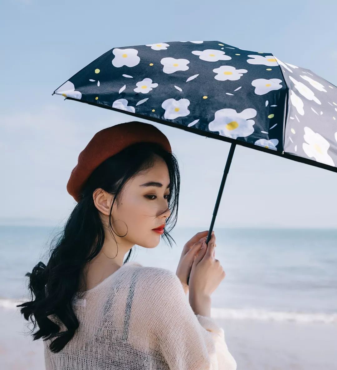 可以装进口袋的防晒伞，比强效防晒霜还管用