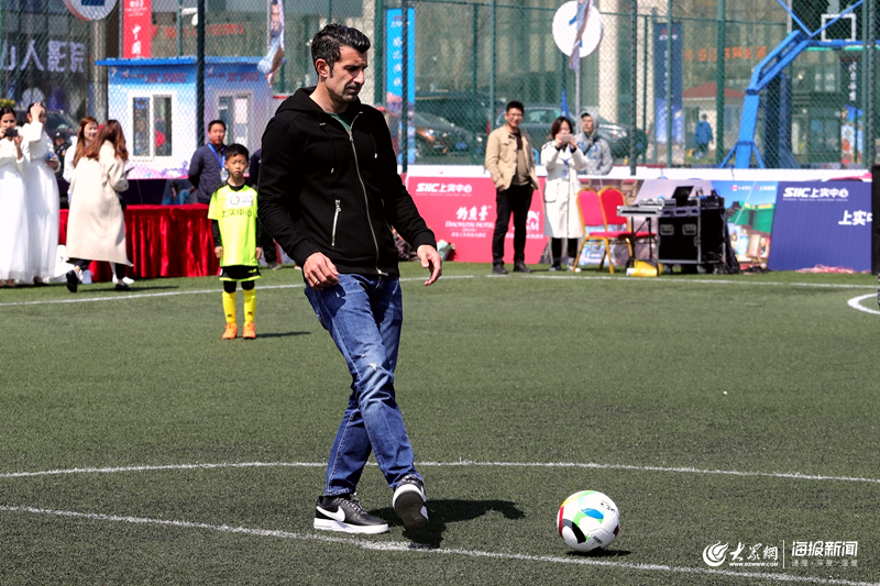 足球巨星菲戈综艺节目,足球球星菲戈