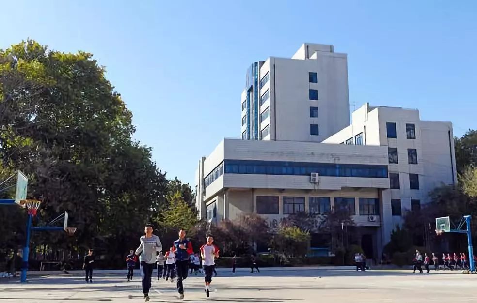 郑州北大新世纪实验学校教师招聘,郑州市科技学院招聘教师公告