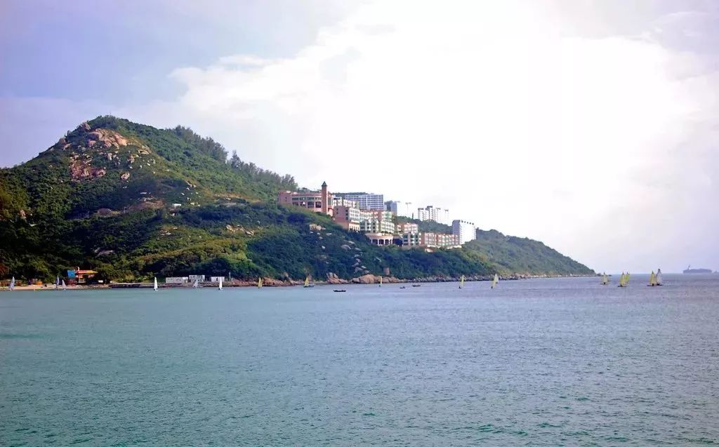 速抢！铺位有限！港澳专列全新升级，空调车体+一线四游！