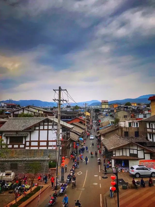 四川有座紫色小城，5月比美澳洲，比大理更多情