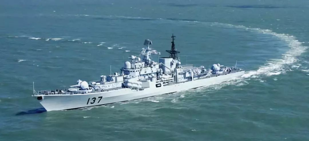 海军战舰舰徽图片,真正的军舰舰徽