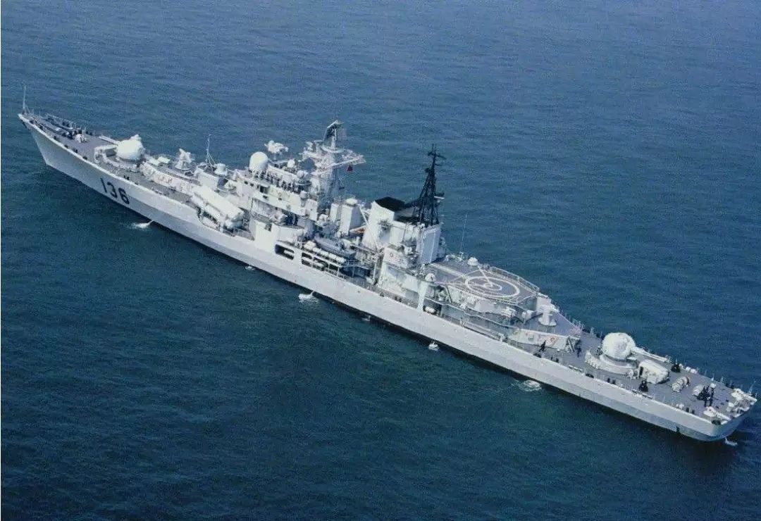 海军战舰舰徽图片,真正的军舰舰徽