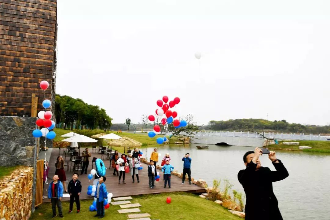 姹傚鐢熸棩娲惧甯冪疆,姹傚鍛婄櫧鐢熸棩娲惧甯冪疆