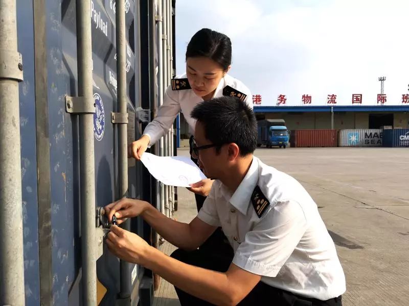 一带一路|铁轨上的新“丝路”越跑越快