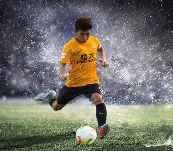 恒大青训快乐足球夏令营,恒大足球暑假训练营