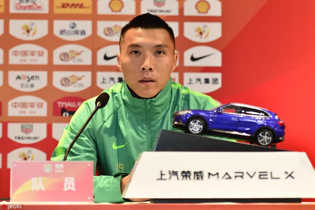 施密特出征新赛季,施密特国安比赛