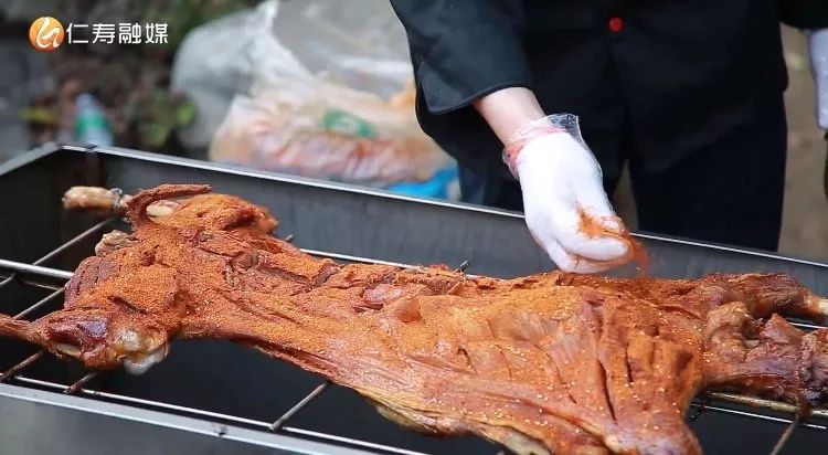 不必远行自有风景,不必远行在家度假