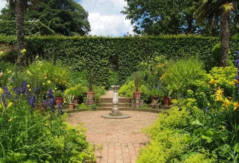 待天气晴好,伦敦阴雨天去哪旅游好