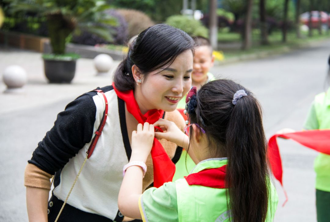 都江堰市国家文明城市,都江堰文明宣传