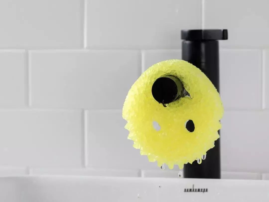 1年卖掉5000万个,美国家庭要囤货的神器,3分钟帮你洗完锅碗瓢盆