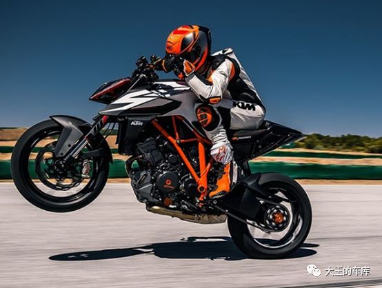 摩托家/“跳水王”、“铁头娃”、“大野驴”？奥地利的KTM是你的菜吗？