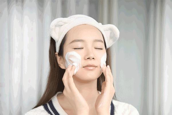 脸不干净有啥洗面奶好用,脸洗不干净用的护肤品