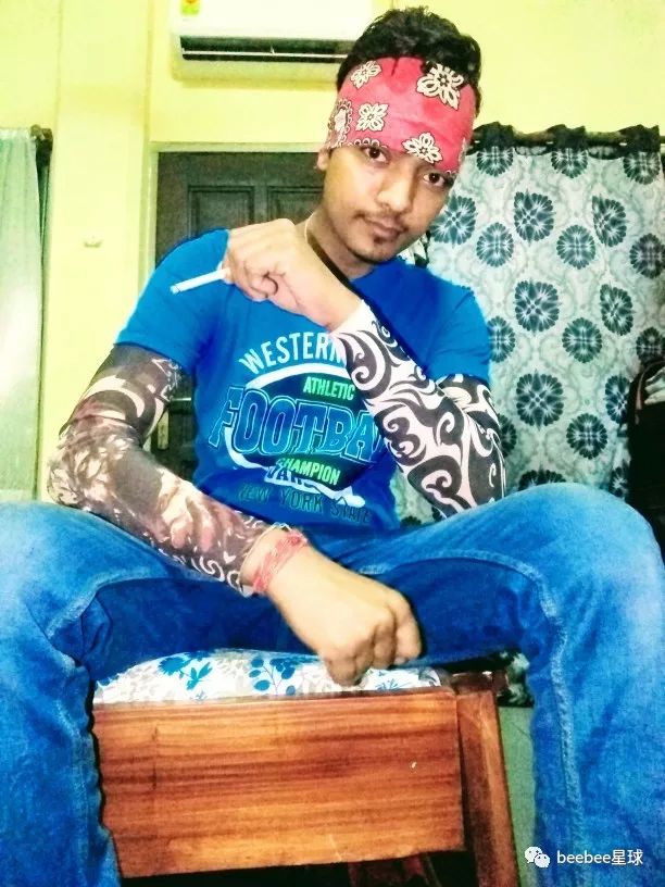 阿里速卖通上的纹身袖套在国外炸了,傻老外的买家秀简直令人入魔