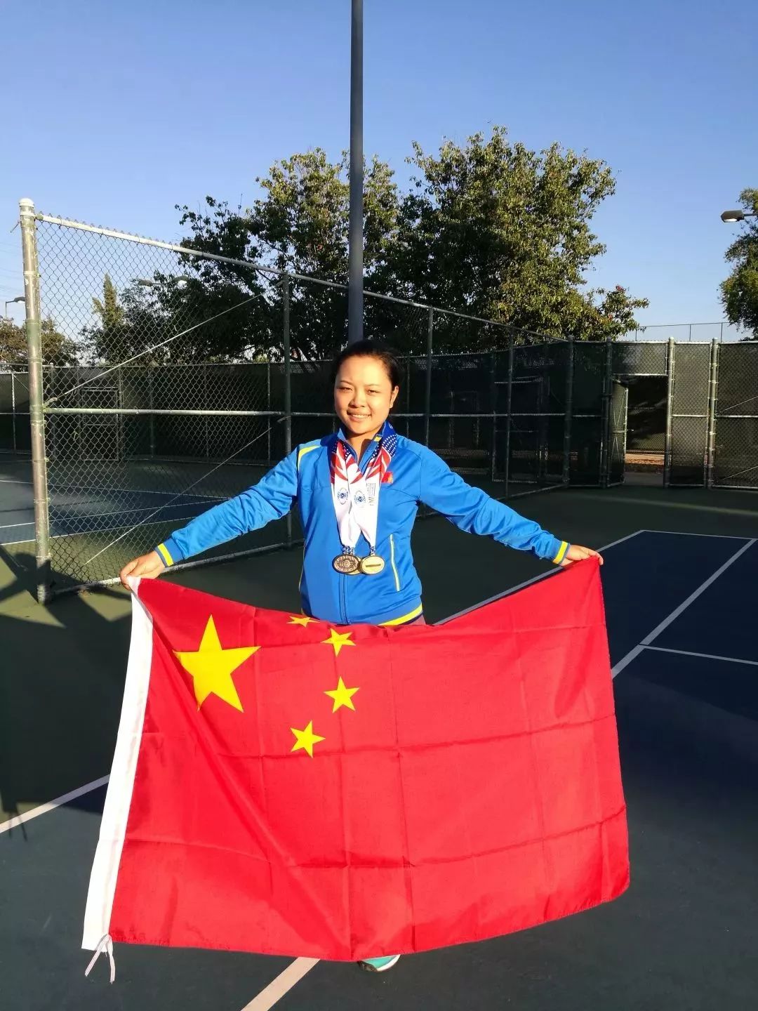 成都市公安局特警支队,成都特警深夜检查