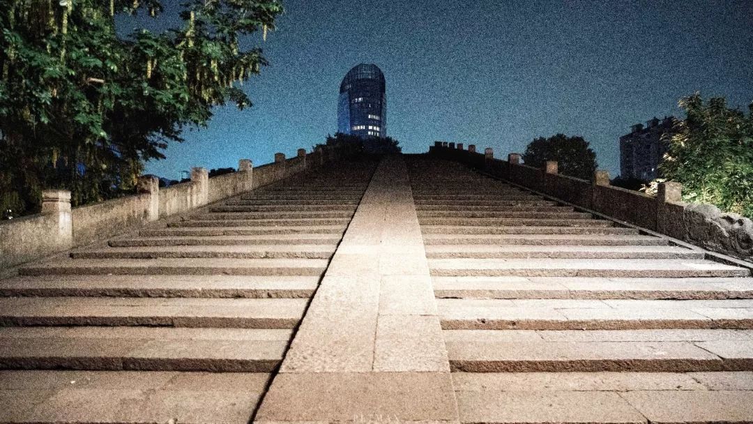 和我在杭城的运河边走一走