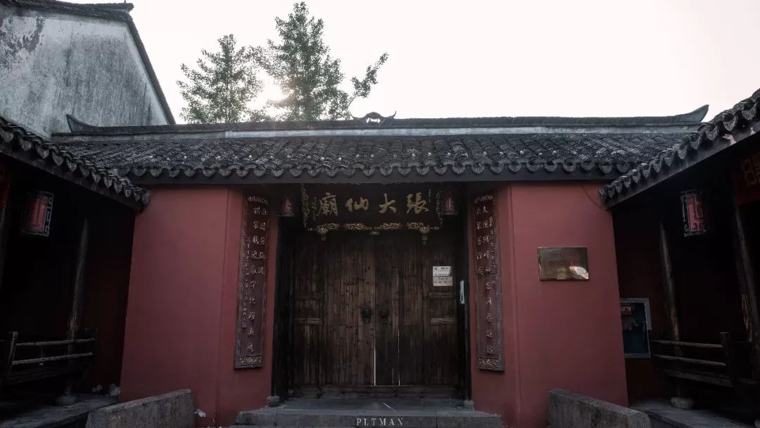 和我在杭城的运河边走一走