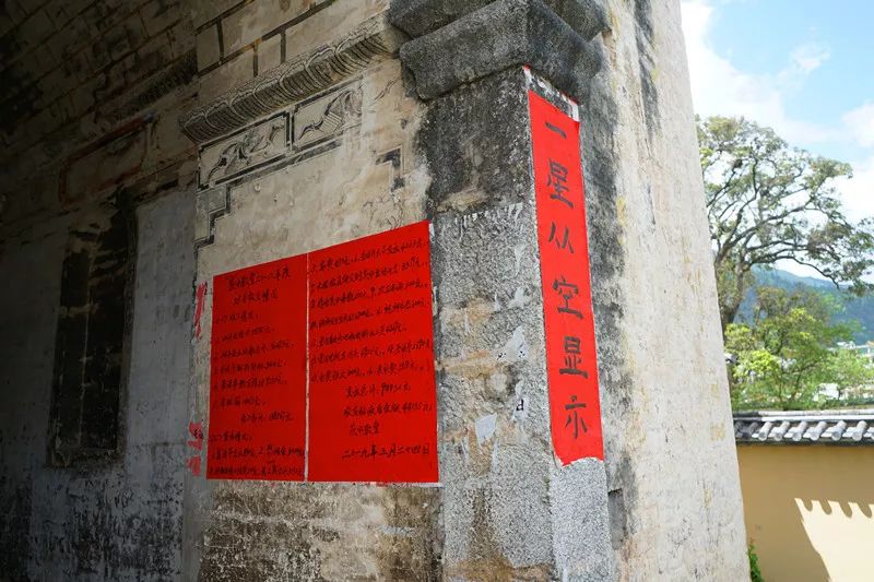 从丽江到茨中:菜场买恶魔果实、修道院酿酒士、高原油泼面……开启了无数的第一次|香格里拉环线(上)