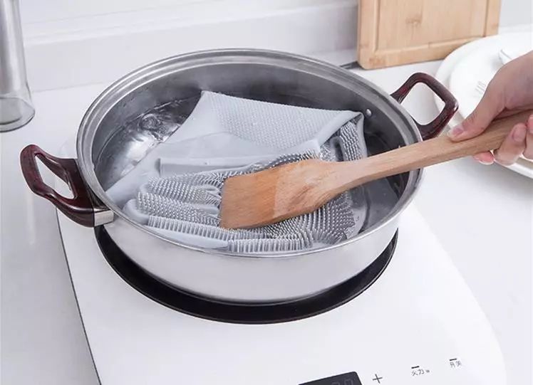 年纪大了就喜欢温柔点,年纪大了没有喜欢的冲动了