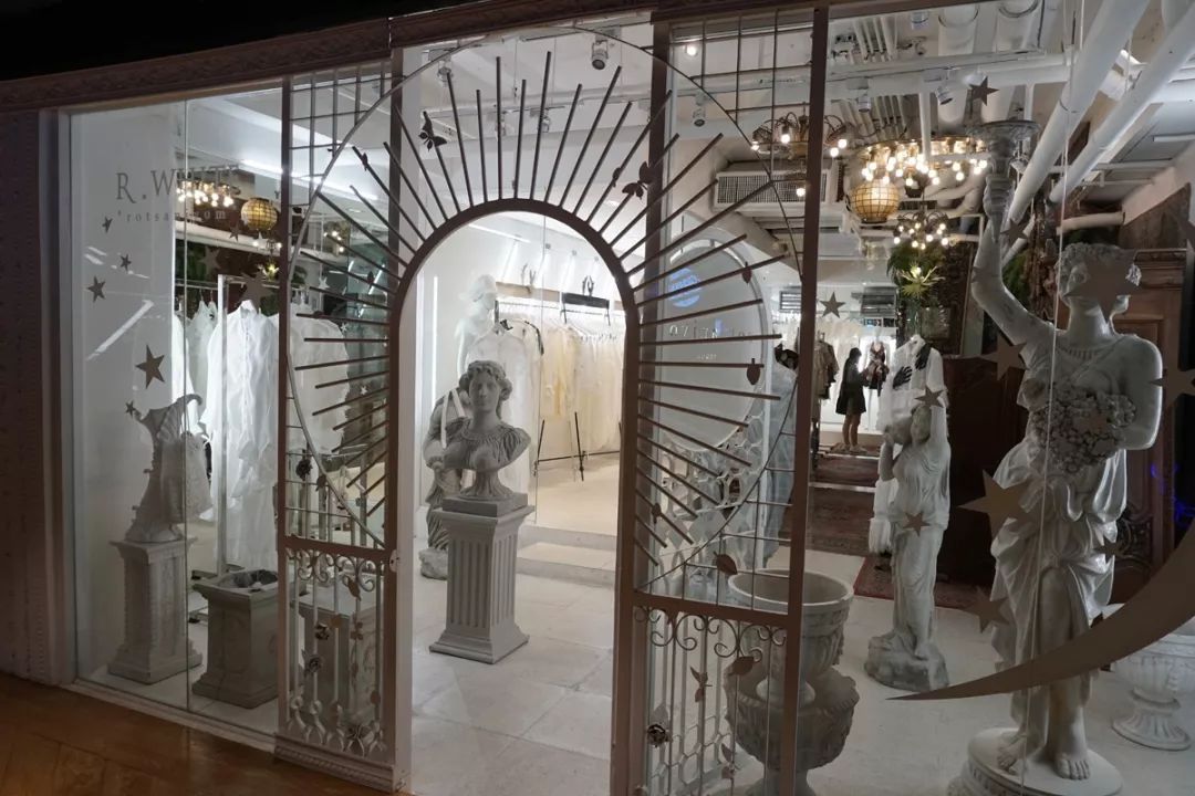 泰国曼谷有哪些值得买的衣服,泰国有哪些潮牌店