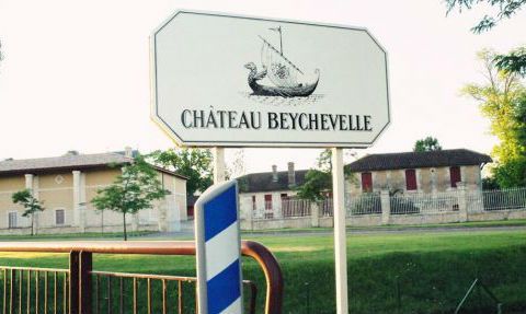 期酒上新啦！龙船，花堡，都夏美隆，双人舞......硬通货发行！