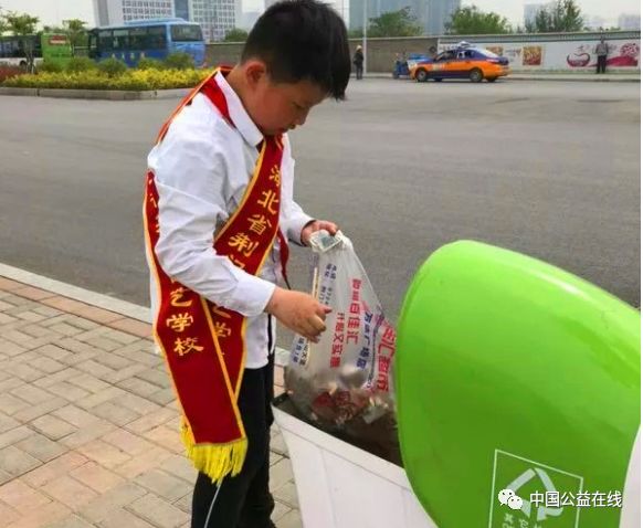 荆门德艺学校碧桂园南校宿舍照片,荆门德艺学校南校碧桂园小学部