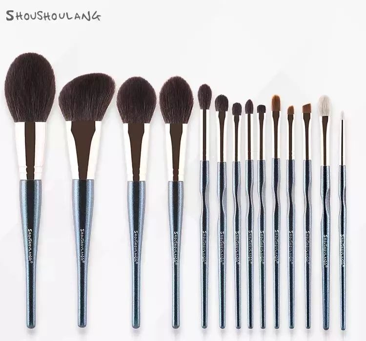 吴昕用什么气垫好用,吴昕粉底液怎么样