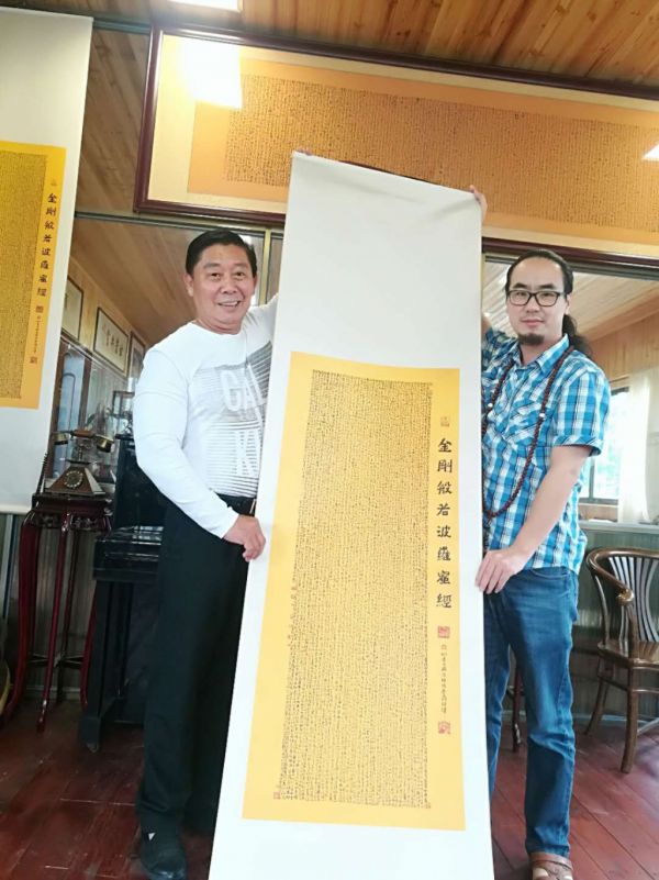 新老朋友一路的支持与陪伴,新老朋友结伴同行