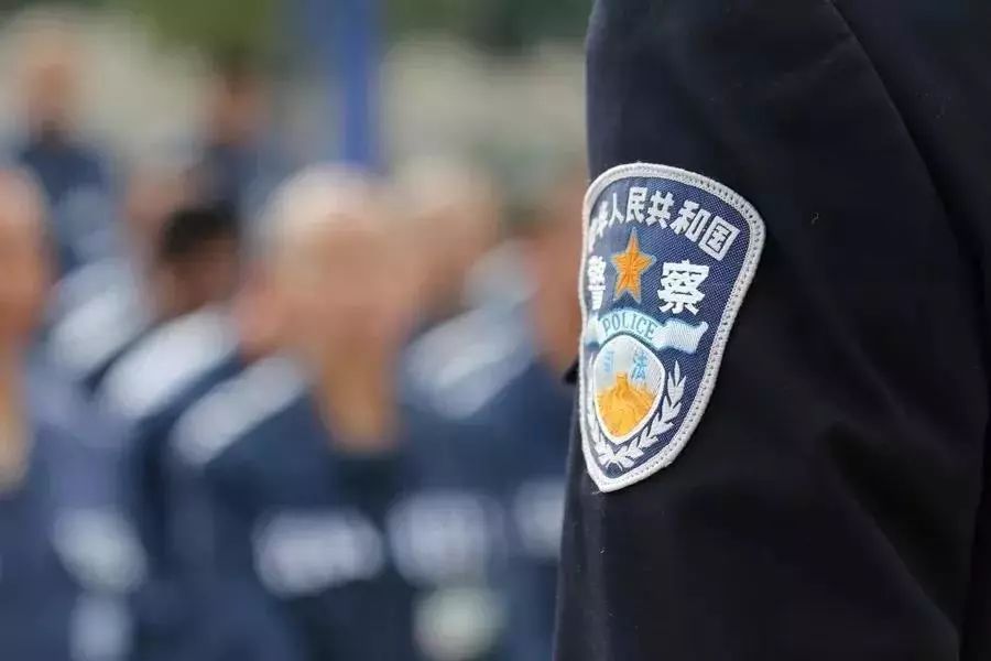 监狱警察业务知识,监狱警察工作10年是什么级别