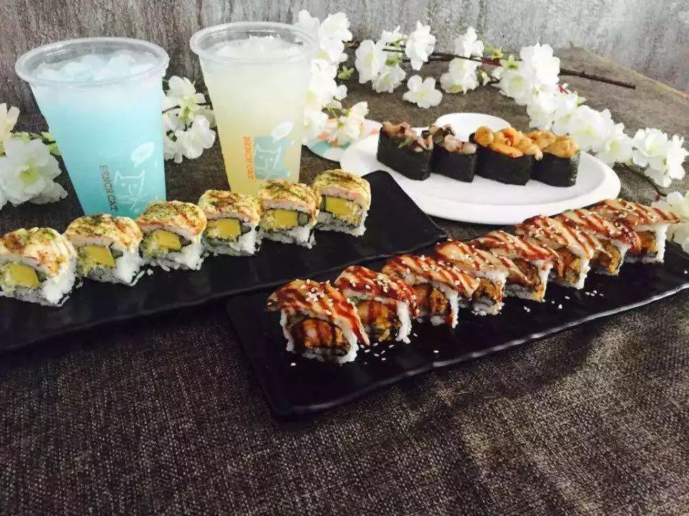 百万大学青年免费狂欢！AJ鞋展、街球大神空降，超多福利拿到手软！