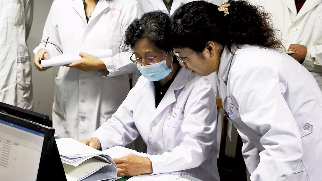 鑲濈梾涓撳鎸傚彿,302鍖婚櫌鑲濈梾涓撳鎸傚彿