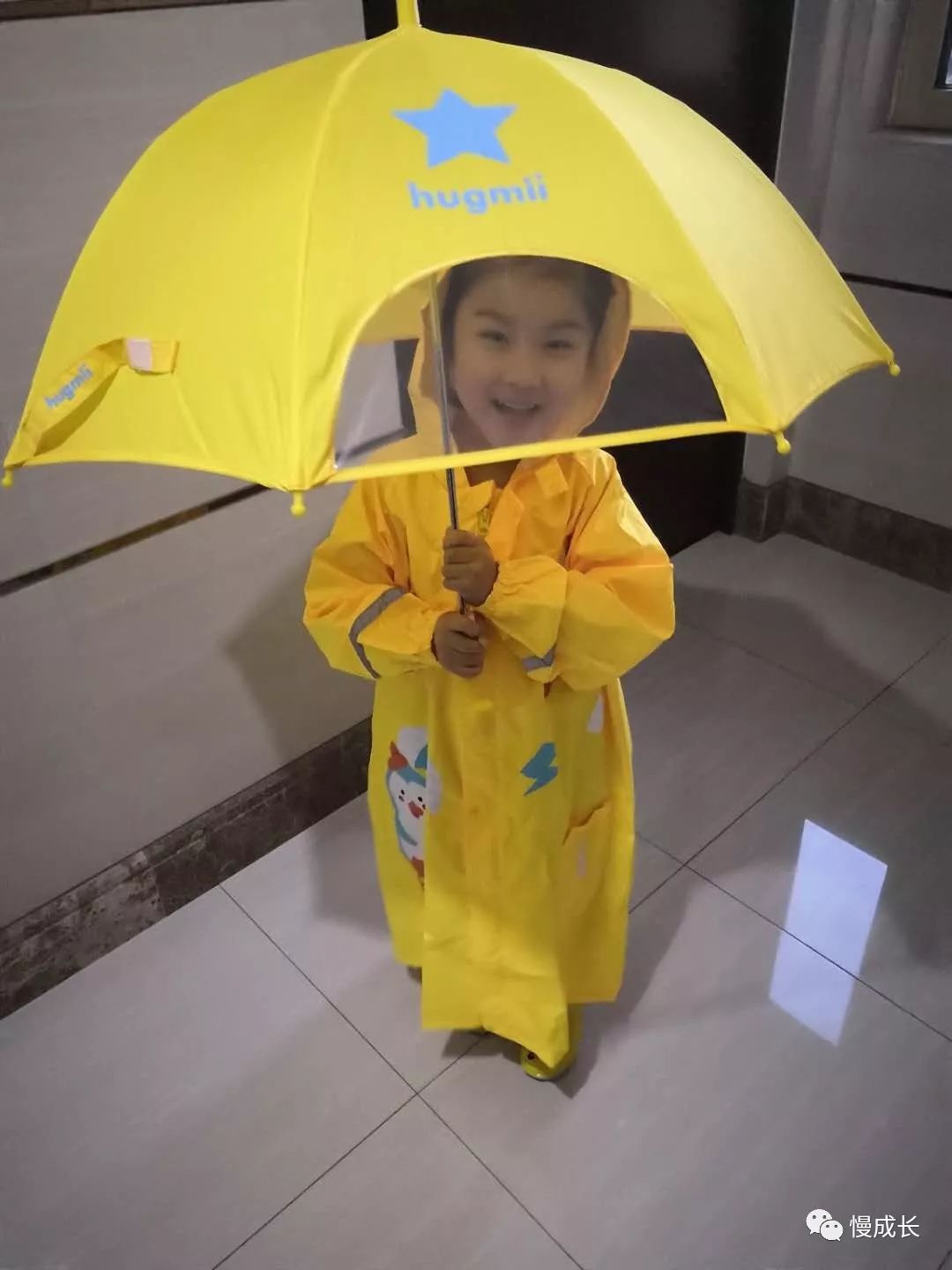 宝宝可爱雨伞雨衣,幼儿园雨衣雨鞋雨伞三件套